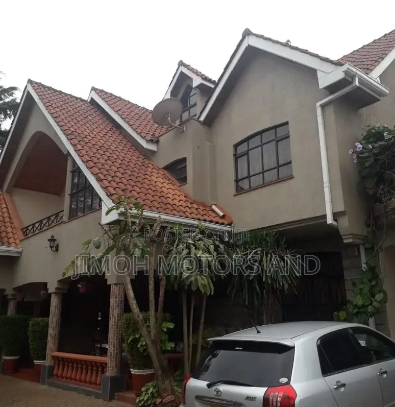 Impressive 3-Bedroom Property for Sale in Parklands/Highridge