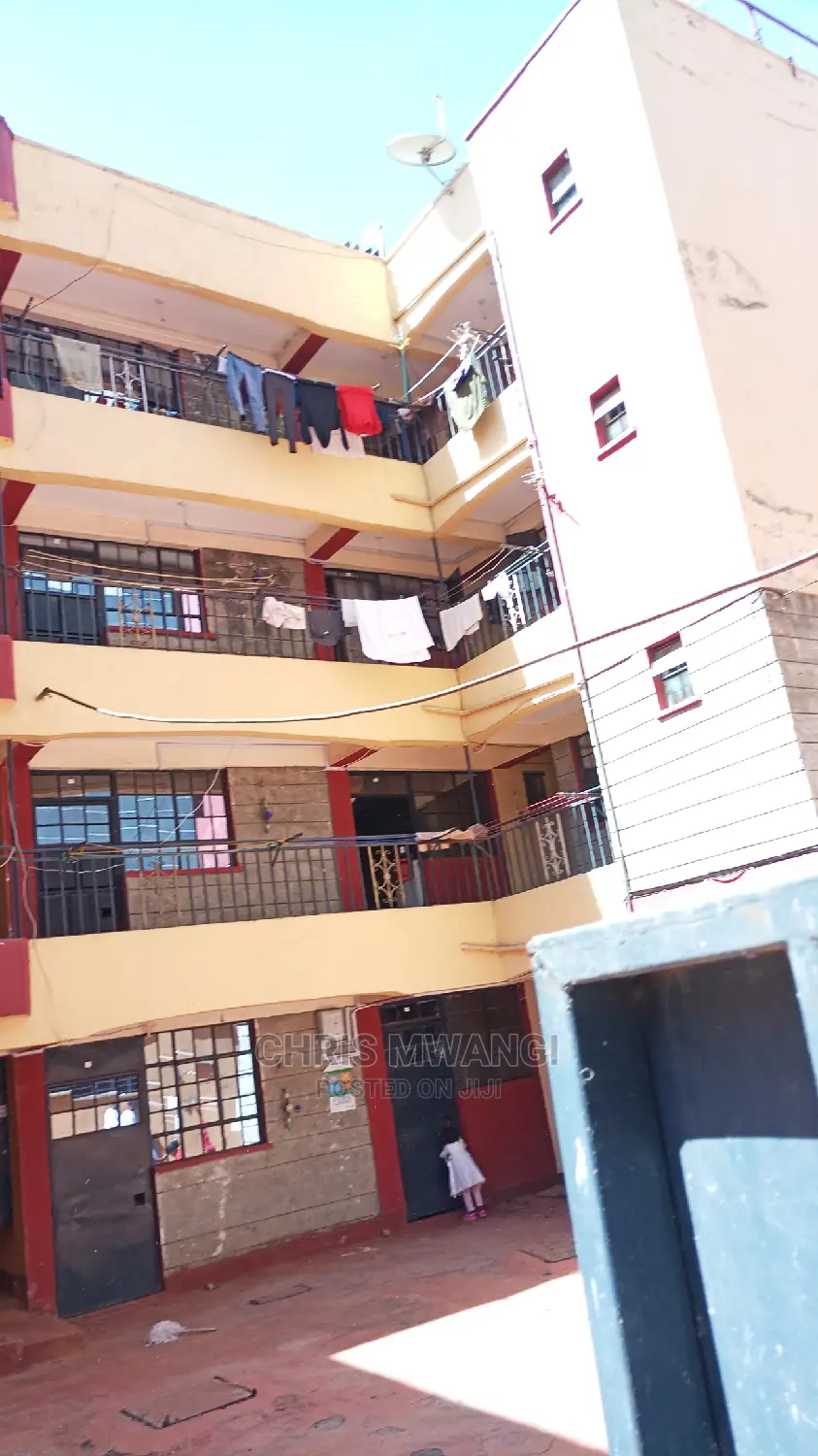 Ruaka's 1-Bedroom Apartment: Upgrade Your Living Space in Ruaka