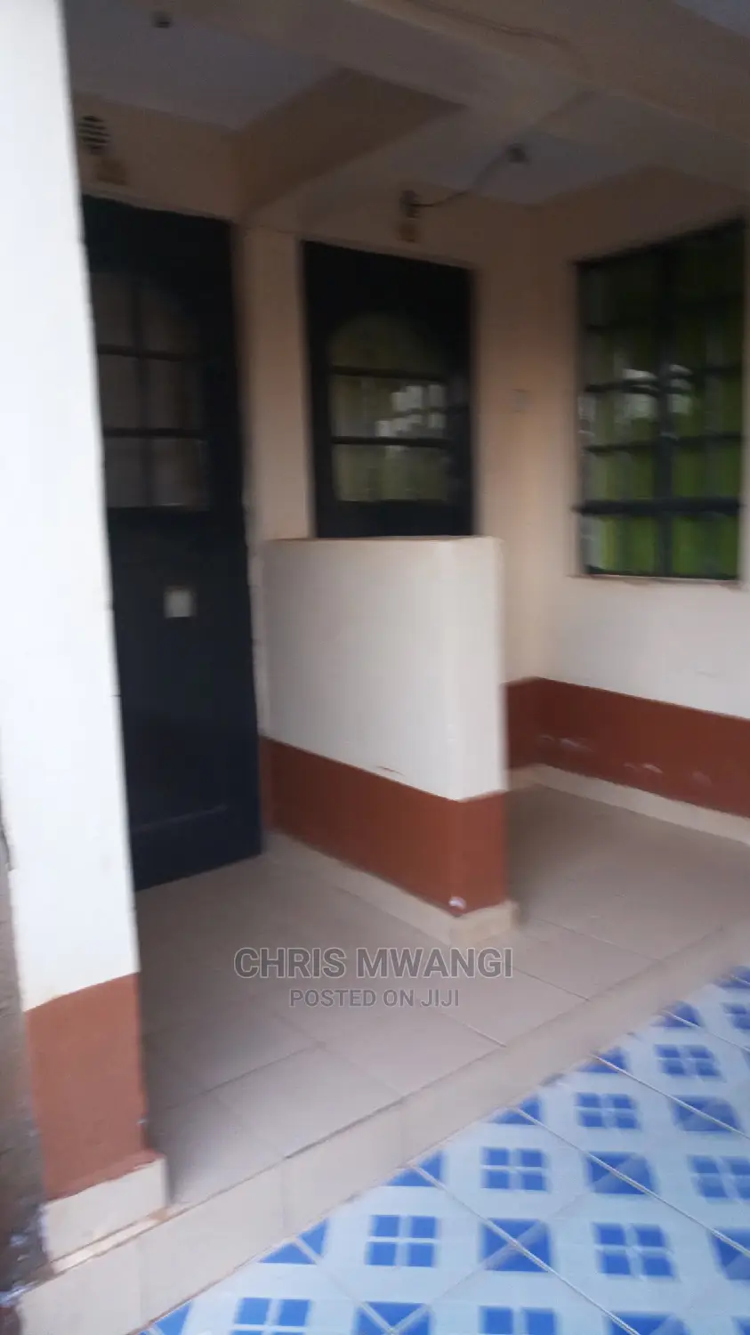 Trm Drive, Roysambu - 1-Bedroom Block of Flats - Sale in Roysambu