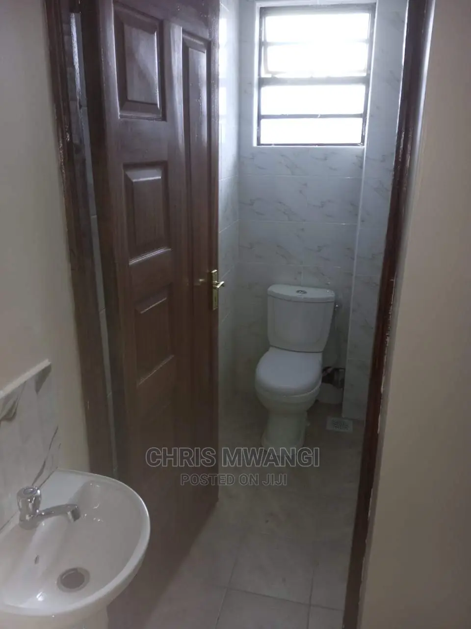Furnished 3-Bedroom Flat in Kinoo - Real Estate for Sale in Regen in Regen
