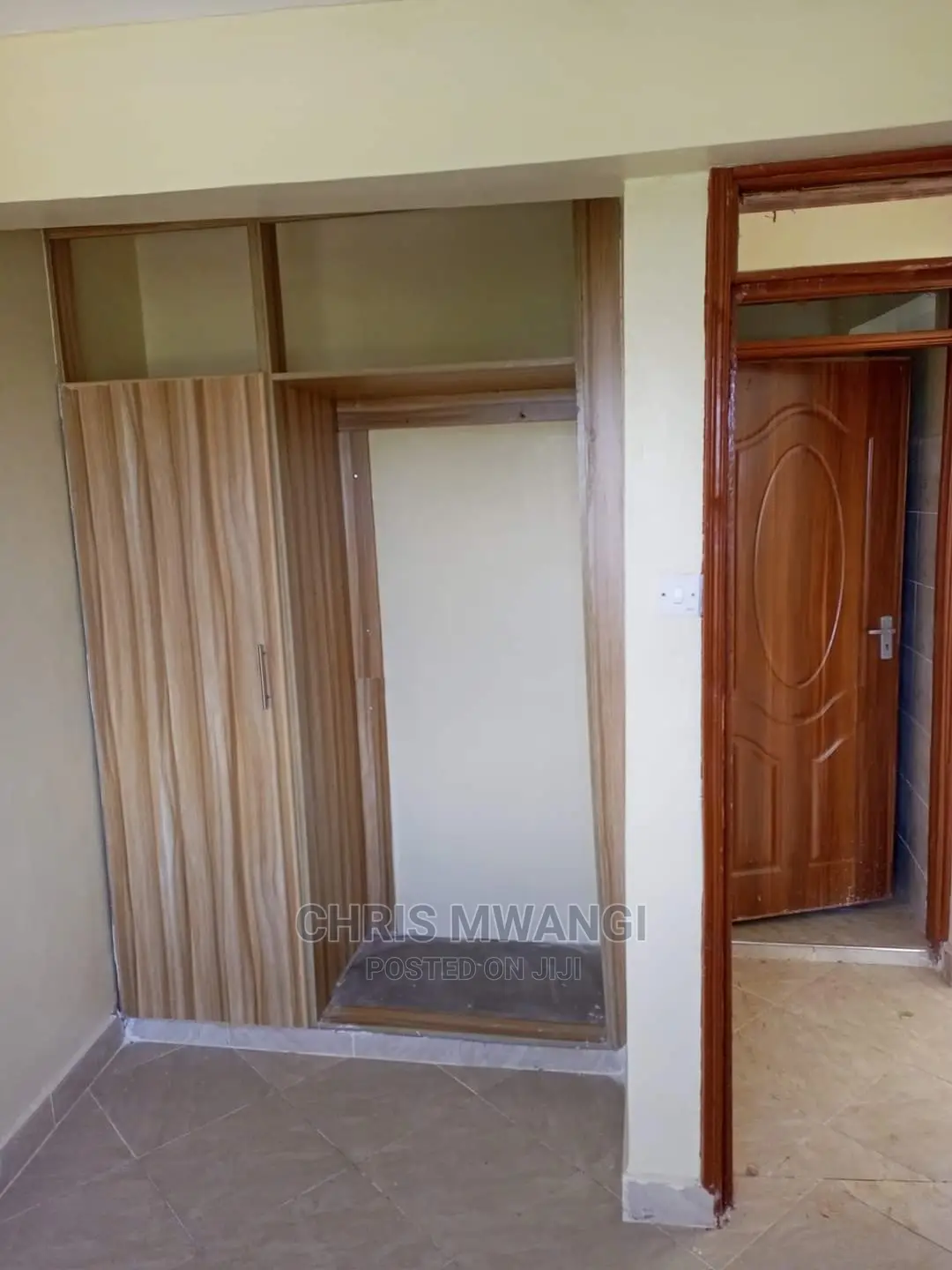 Furnished 3-Bedroom Flat in Kinoo - Real Estate for Sale in Regen in Regen