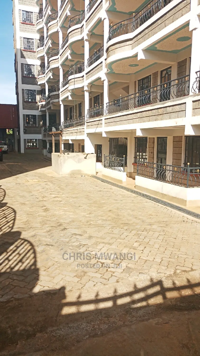 Furnished 3-Bedroom Flat in Kinoo - Real Estate for Sale in Regen in Regen