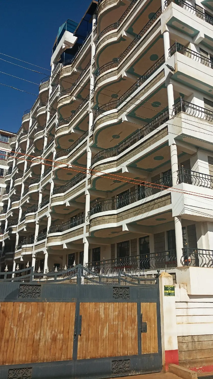 Furnished 3-Bedroom Flat in Kinoo - Real Estate for Sale in Regen in Regen