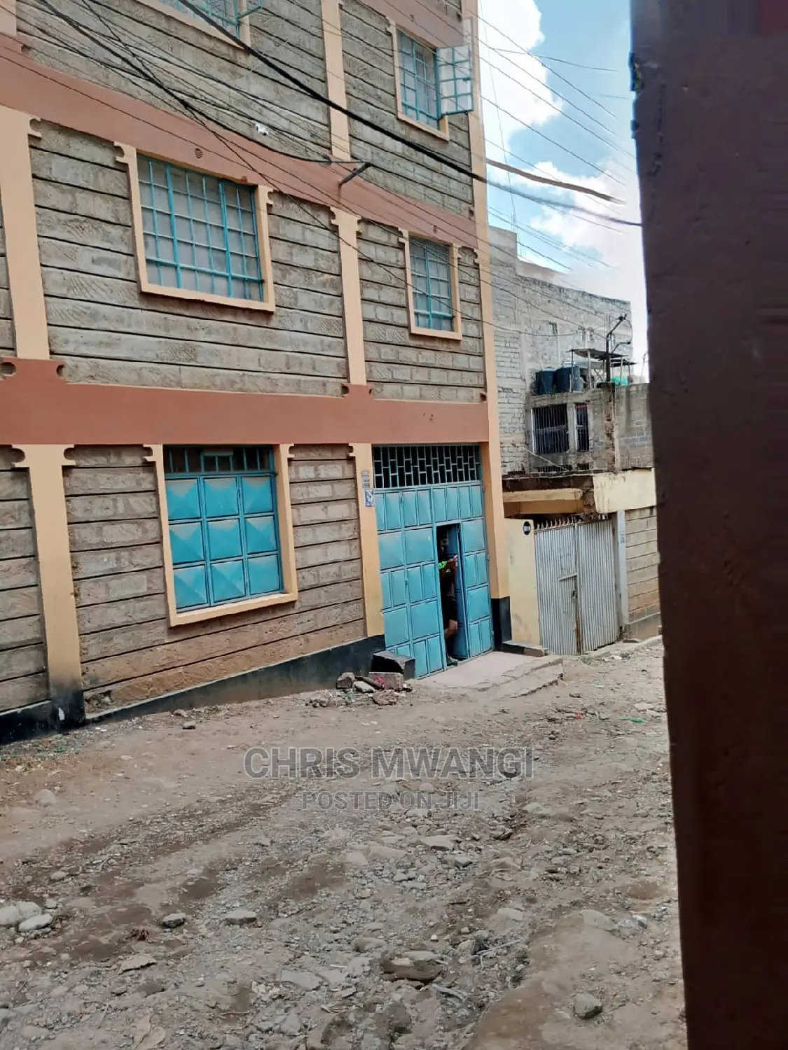 Hunters: Modern 2-Bedroom Apartment in a Block - Up for Sale! in Hunters Estate