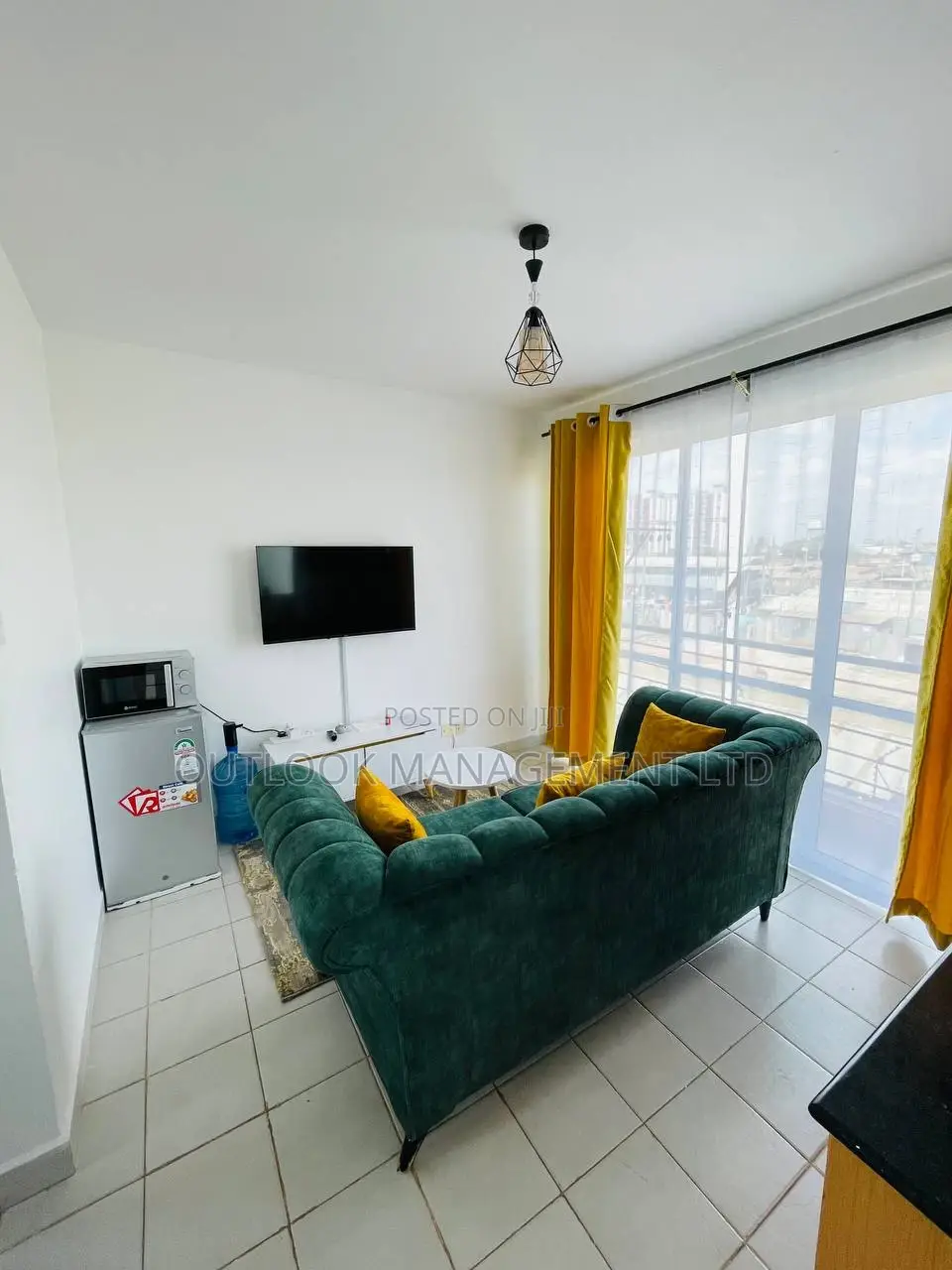 Furnished Studio Apartment in Prime Location on Ngong Rd in Racecourse