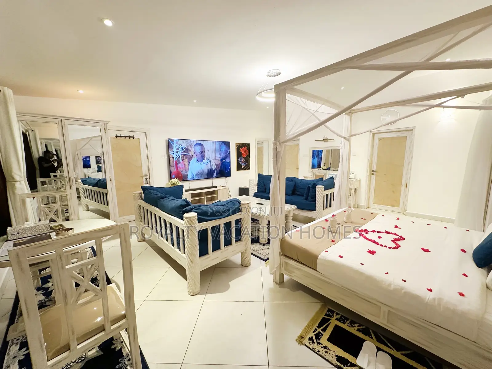 1-Bedroom Jumeirah Beachfront Apartment - Bed and Breakfast Deal in Nyali