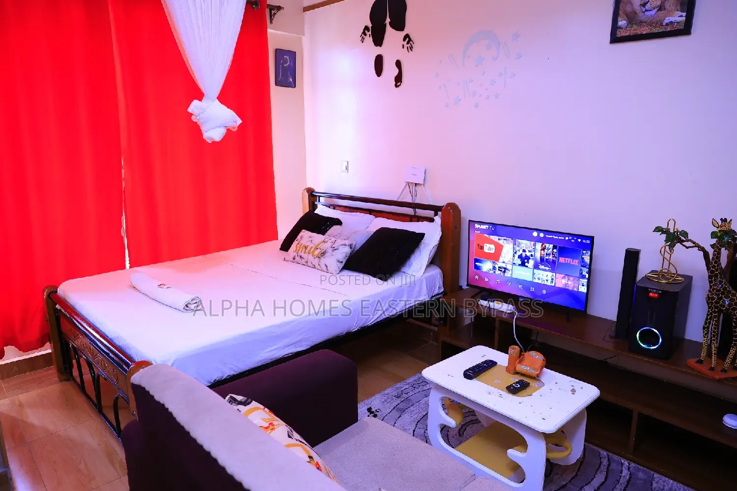 Charming Studio with Stunning Views - Furnished and Ready to Move In! in Kamakis