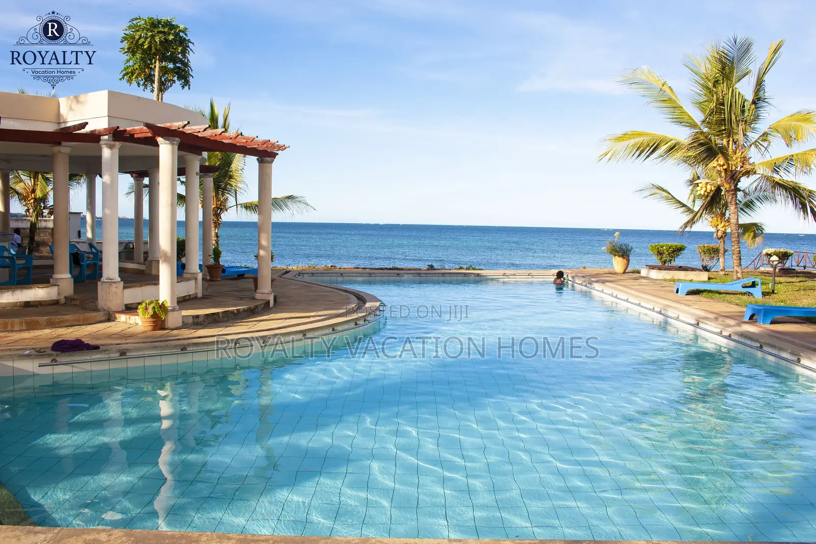 3-Bedroom Beachfront Getaway in Mombasa - Sea Views Included! in Nyali