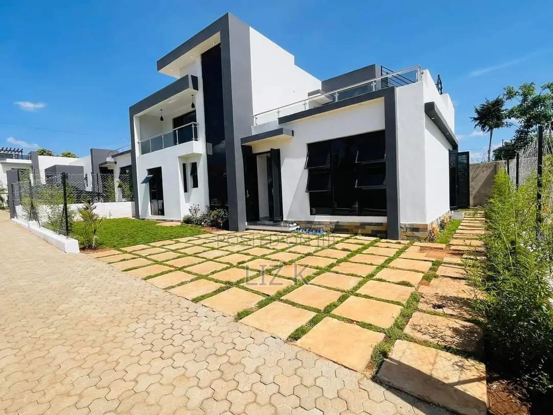 Maisonette with 4 Bedrooms in Mugutha, Kimbo for Sale in Kwa Kairu