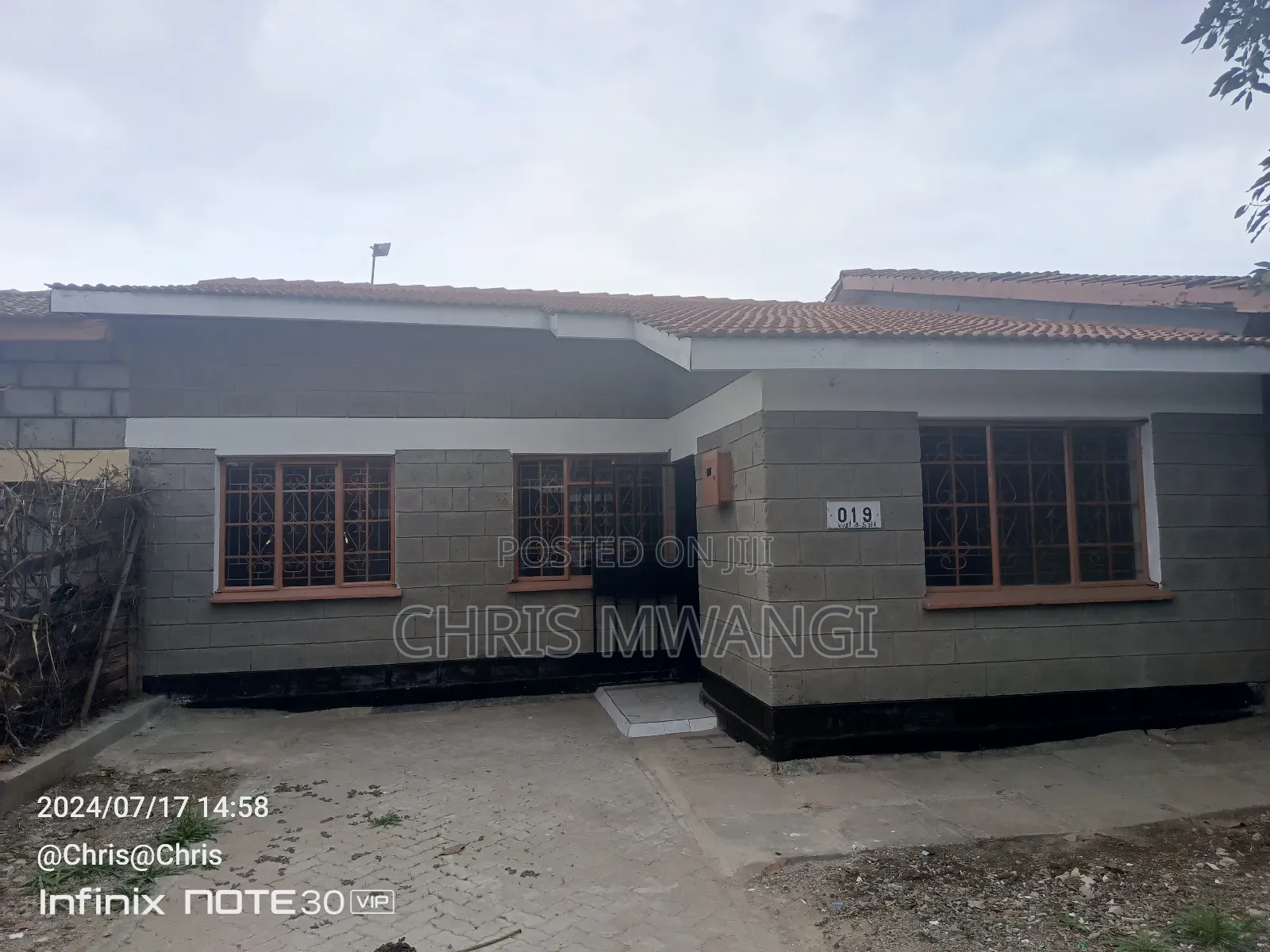 3bdrm Bungalow in Mlolongo Estate, Mombasa Road for sale in Mombasa Road