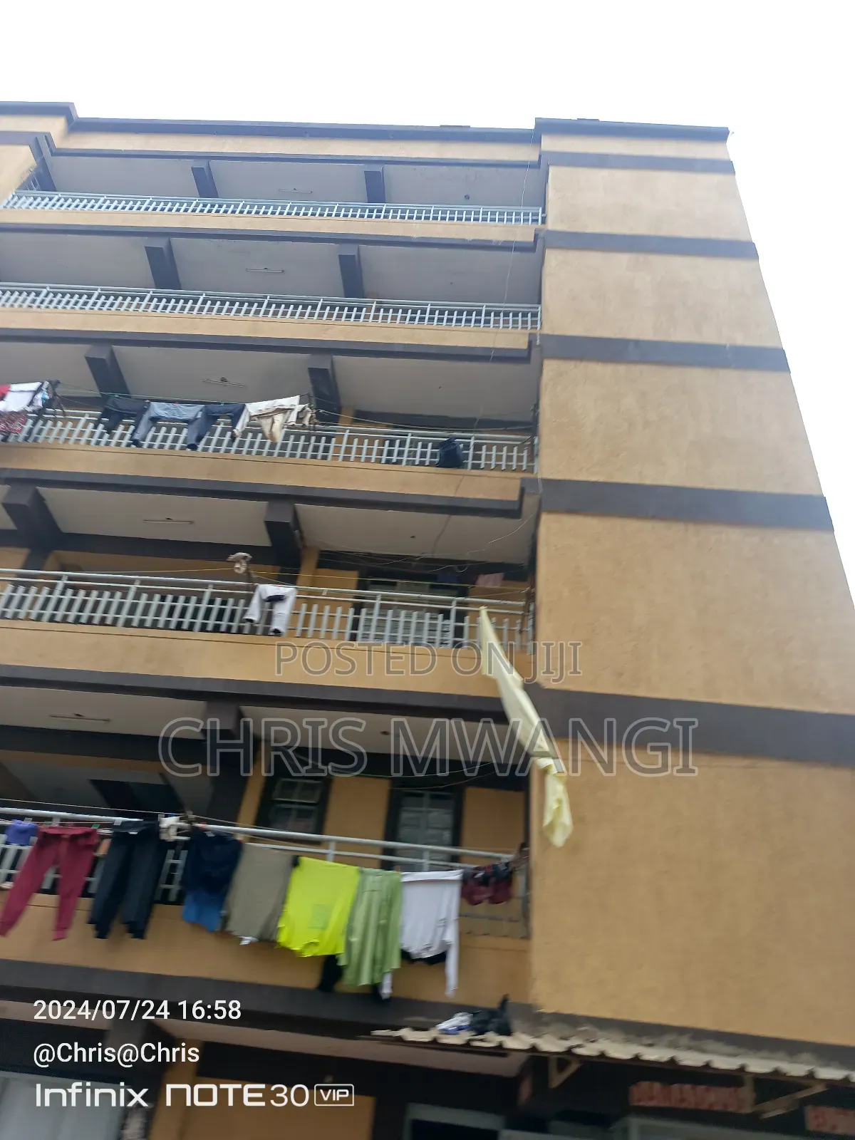 1bdrm Block of Flats in Kiunguro Street, Membley Estate for sale in Membley Estate