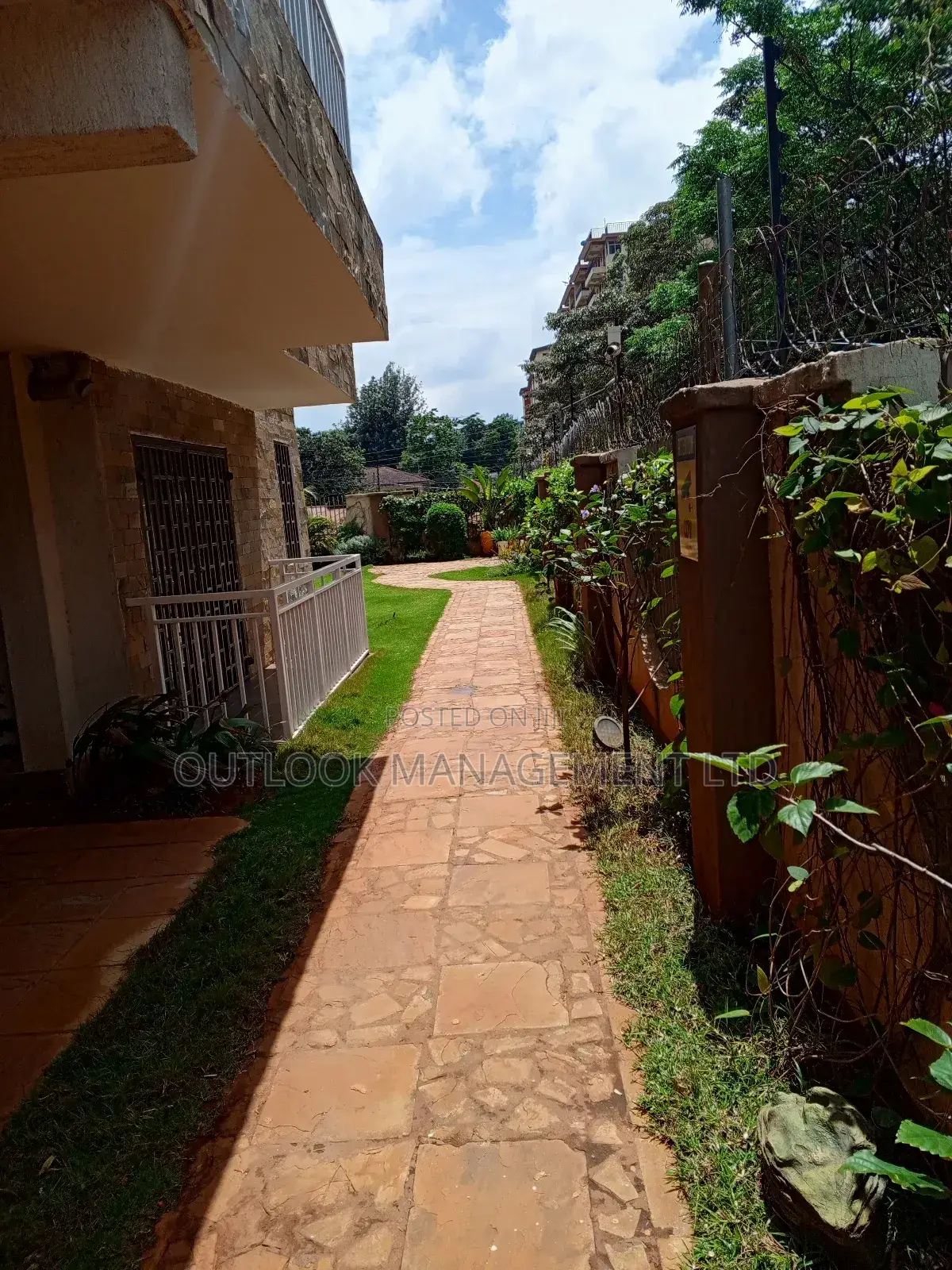 Executive Studio to Let in Kilimani in Kilimani