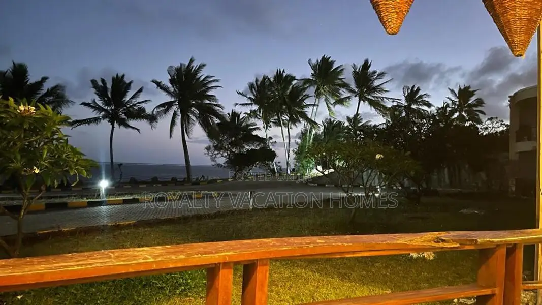 Mombasa 2br Beach Villa Perfect for Families Groups: Villa. in Shanzu