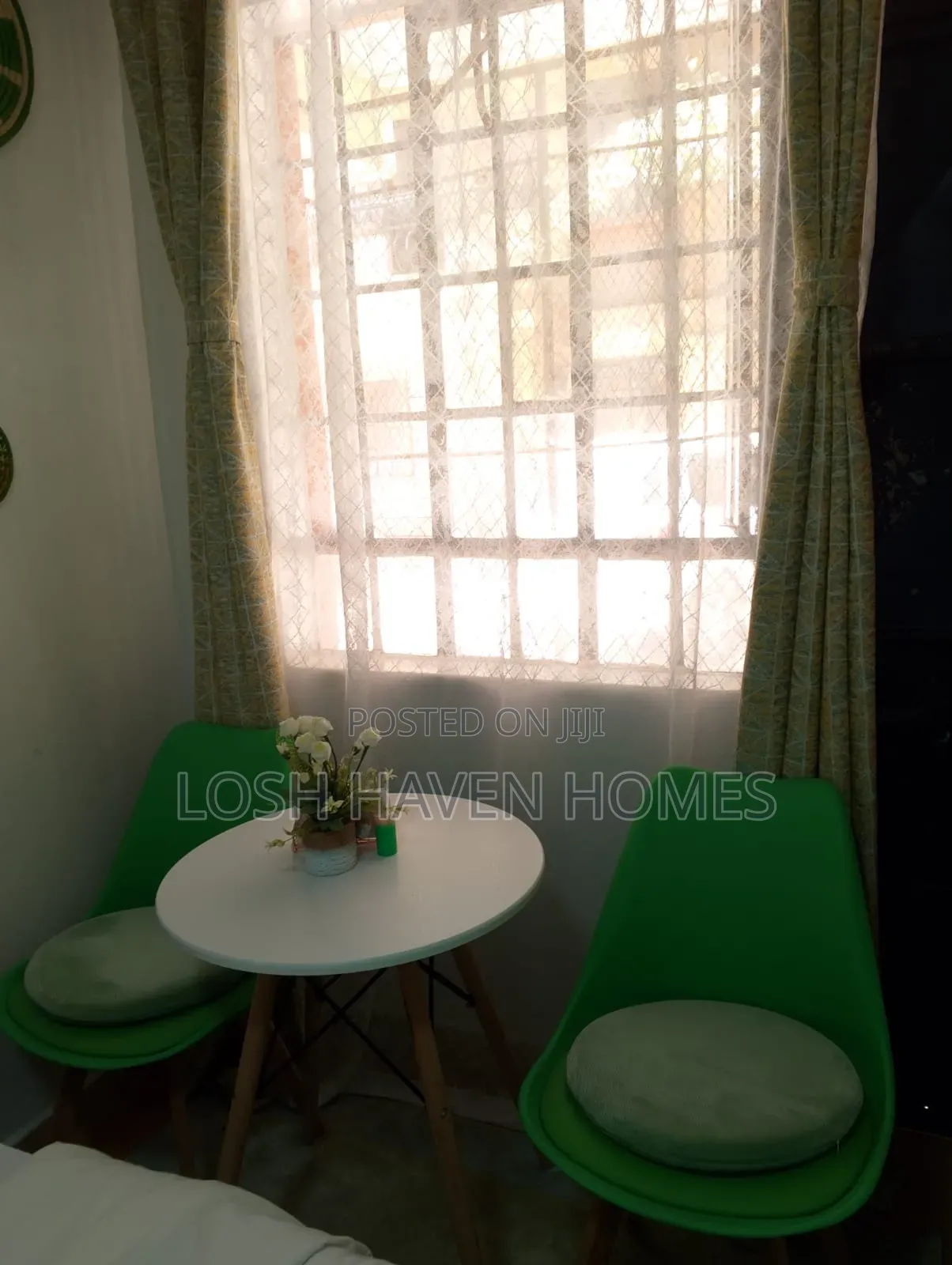 Elegant Lantern Green Studio Airbnb Along Thika Road (TRM) in Roysambu