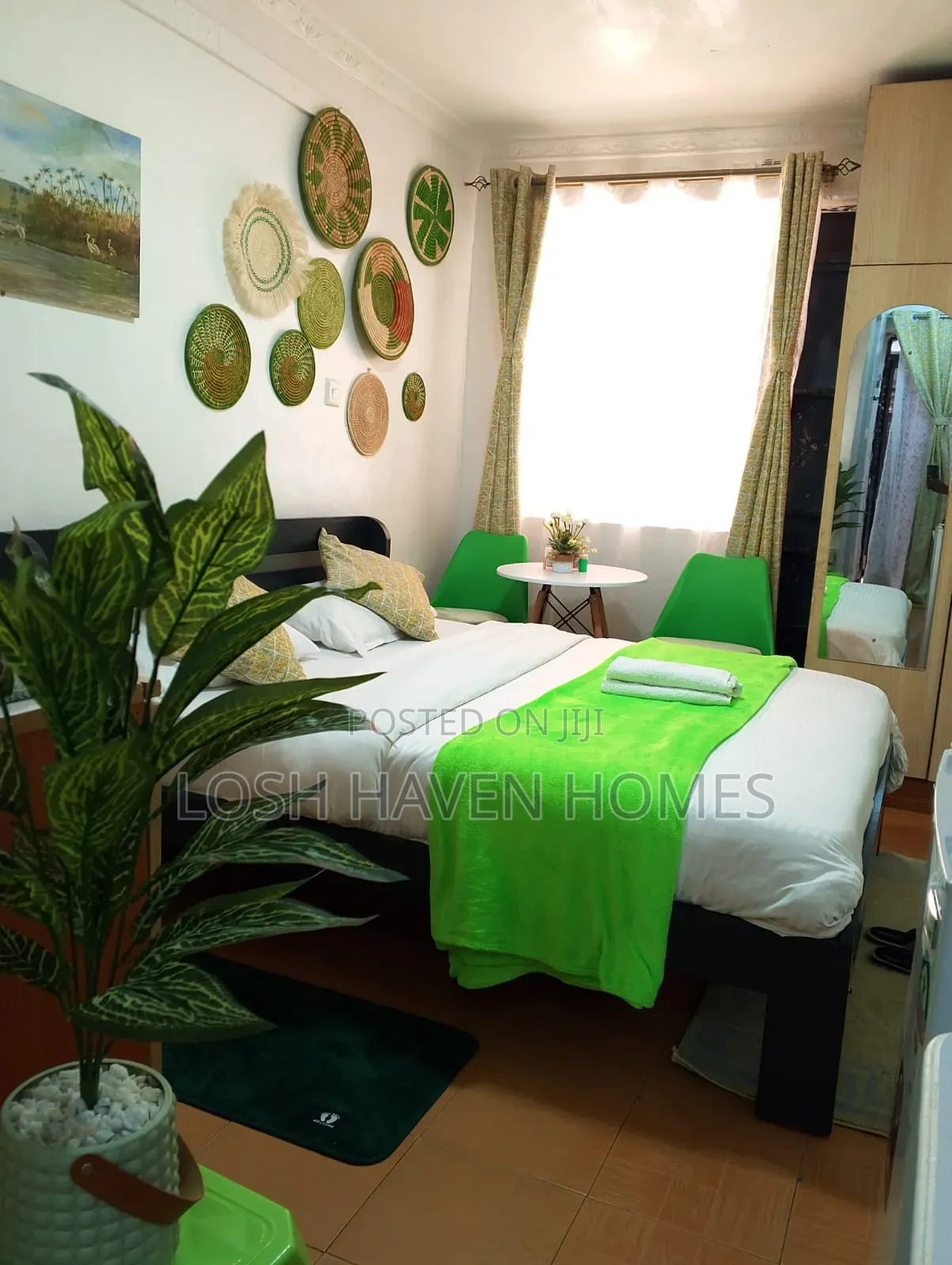 Elegant Lantern Green Studio Airbnb Along Thika Road (TRM) in Roysambu
