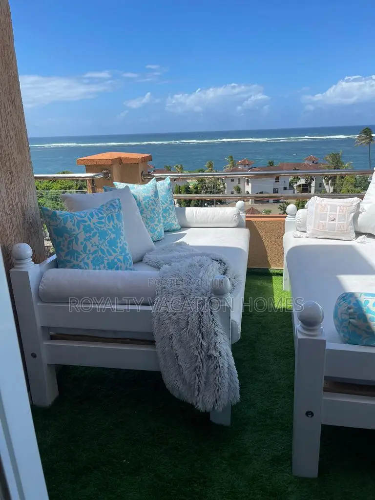 4 Bedroom Holiday Apartment in Mombasa Near Nyali Beach in Kadzandani