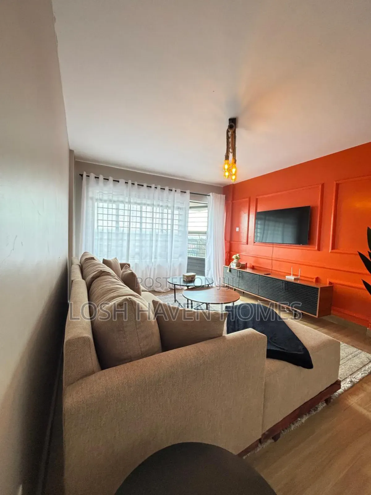 Ensuite Two Bedroom Airbnb Along Thika Road (Roysambu,Trm) in Roysambu
