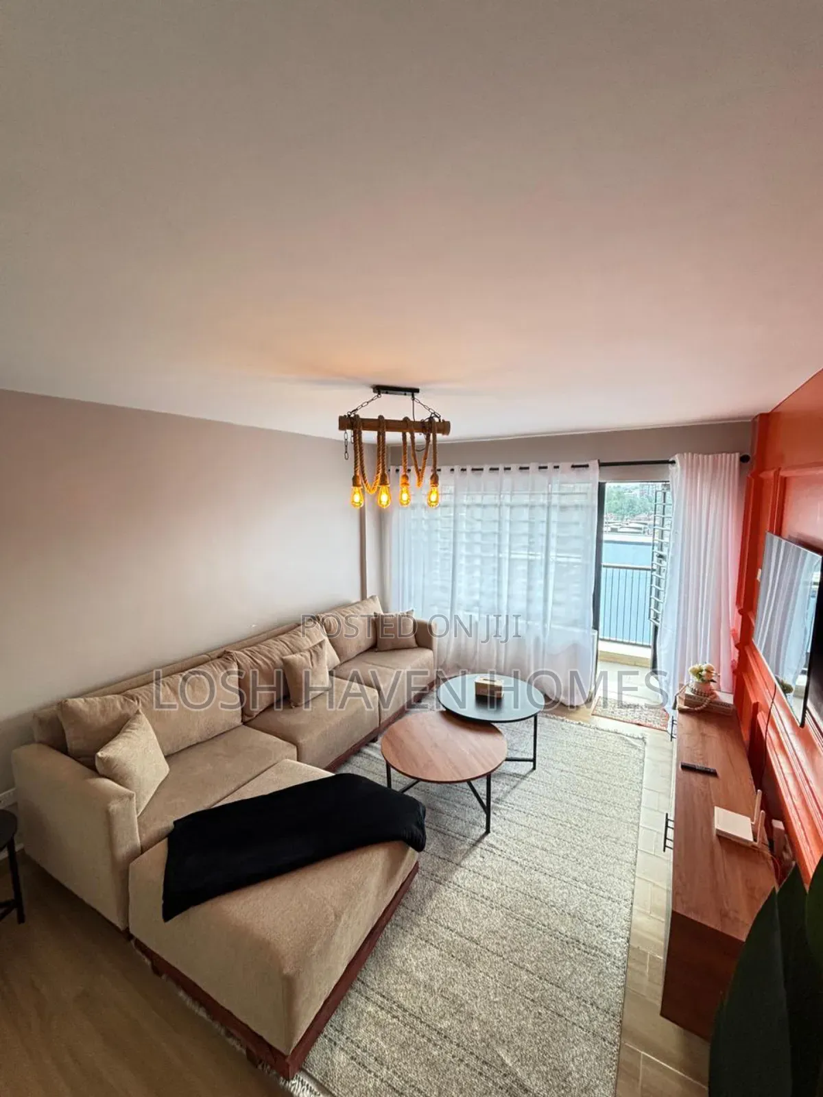 Ensuite Two Bedroom Airbnb Along Thika Road (Roysambu,Trm) in Roysambu