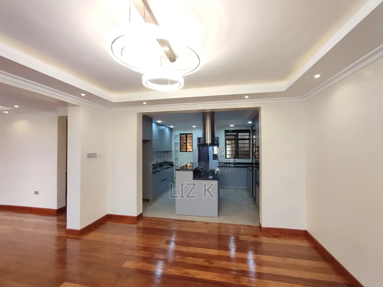 5bdrm Maisonette in Kamakis for sale in Kamakis