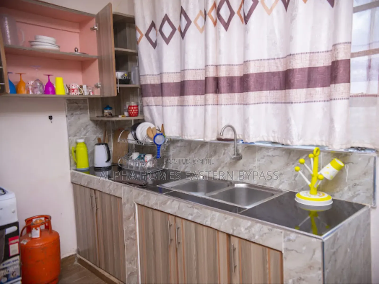 Luxurious Penthouse With Stunning Views Along Eastern Bypass in Kamakis