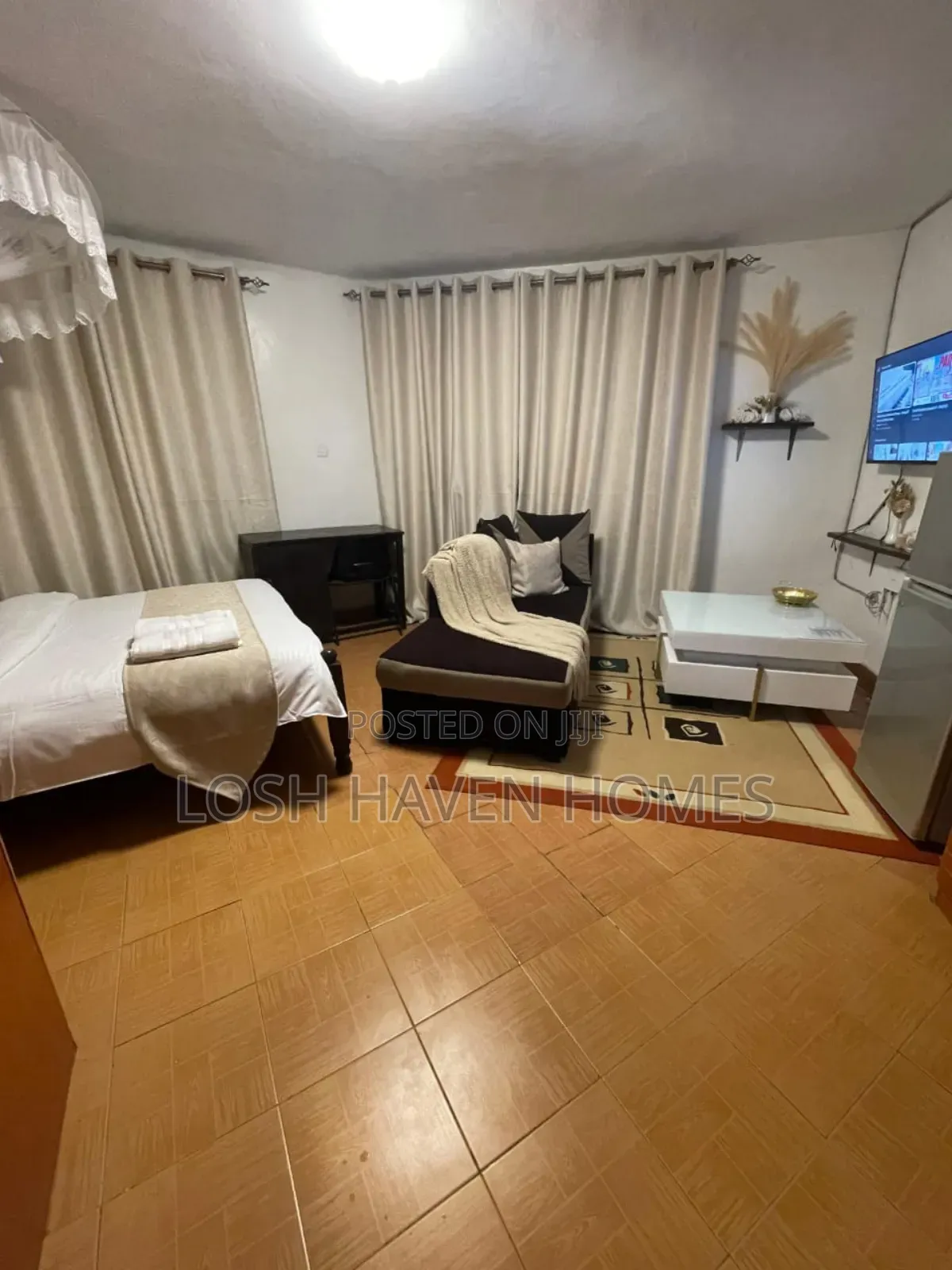 Spacious Studio Airbnb Apartment for Rent in Kenya, Nairobi in Roysambu