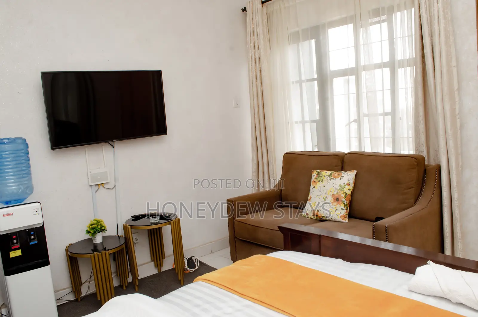 Executive Studio at Signature Mall Mombasa Road in DayStar Area