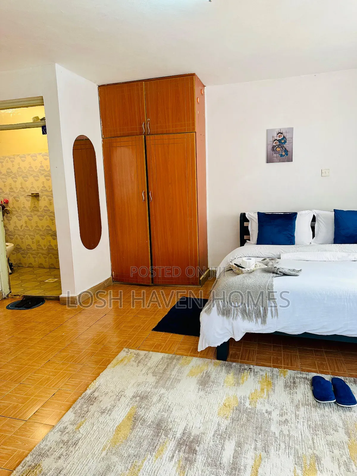 Blue Studio Airbnbin Nairobi Along TRM Drive Roysambu in Roysambu