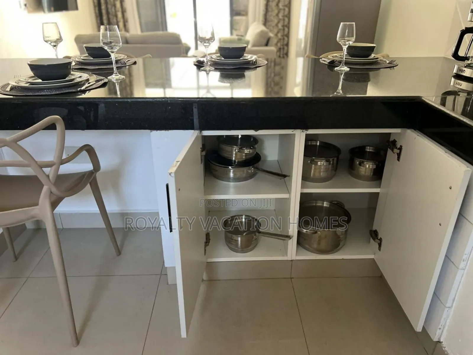2bedroom Beachfront Apartment in Nyali in Nyali Mkomani