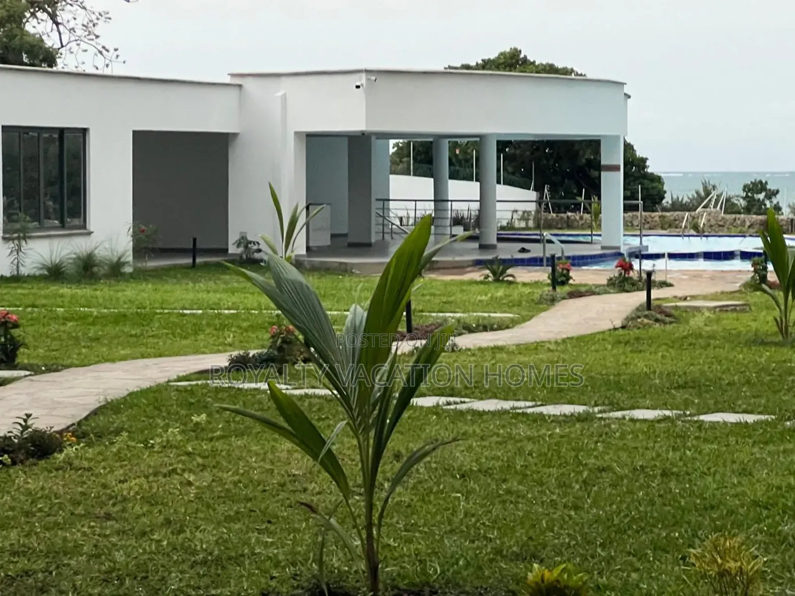 1bedroom Beachfront Apartment at Baobab, Nyali in Nyali Mkomani