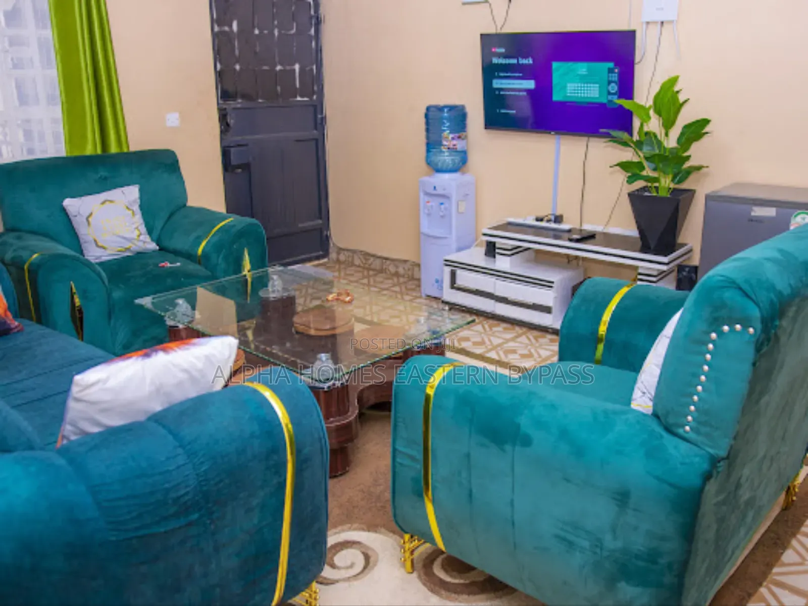 Peaceful One-Bedroom Apartment – Perfect Business or Leisure in Kamakis