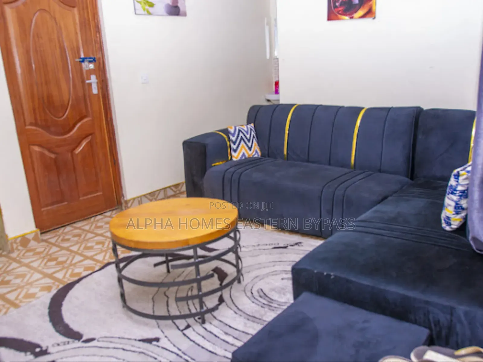 Contemporary City Escape: Fully Furnished One-Bedroom in Kamakis