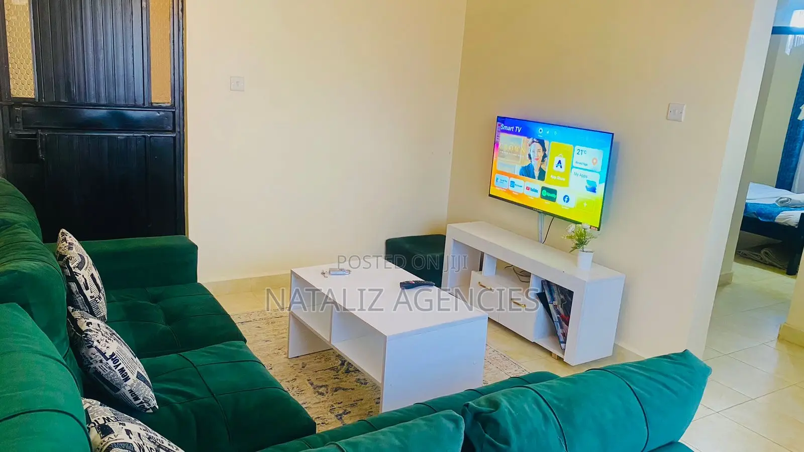 One Bedroom Airbnb in Utawala in Complex Utawala
