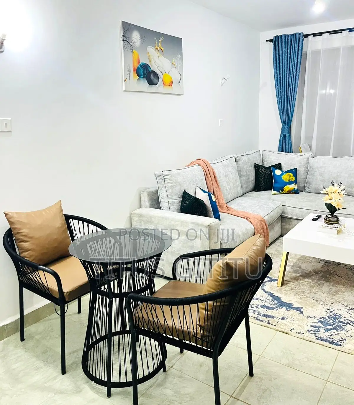 Stylish 2-Bedroom Airbnb in Roysambu King Beds, Netflix,Wifi Parking in Roysambu