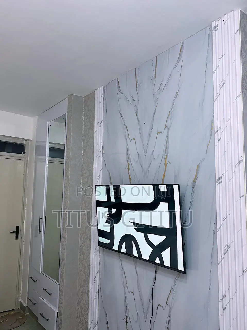 Luxurious Studio Airbnb Roysambu Near Thika Road | Premium Furnished in Roysambu