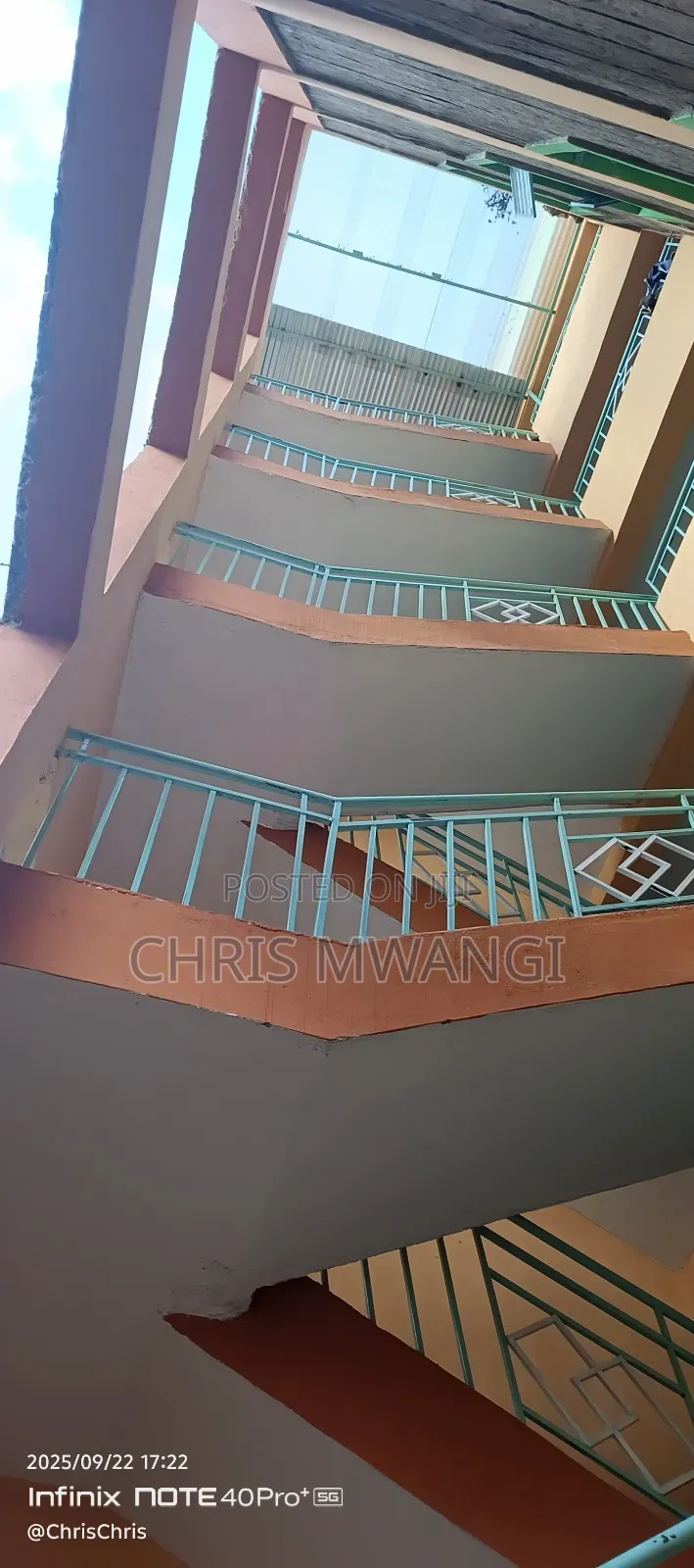 Furnished 1bdrm Block of Flats in Ngoingwa Estate for sale in Ngoingwa Estate