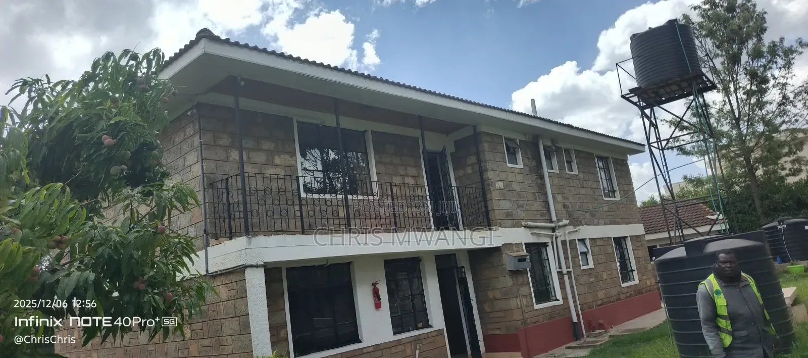 5bdrm Maisonette in Thome Estate for sale in Thome
