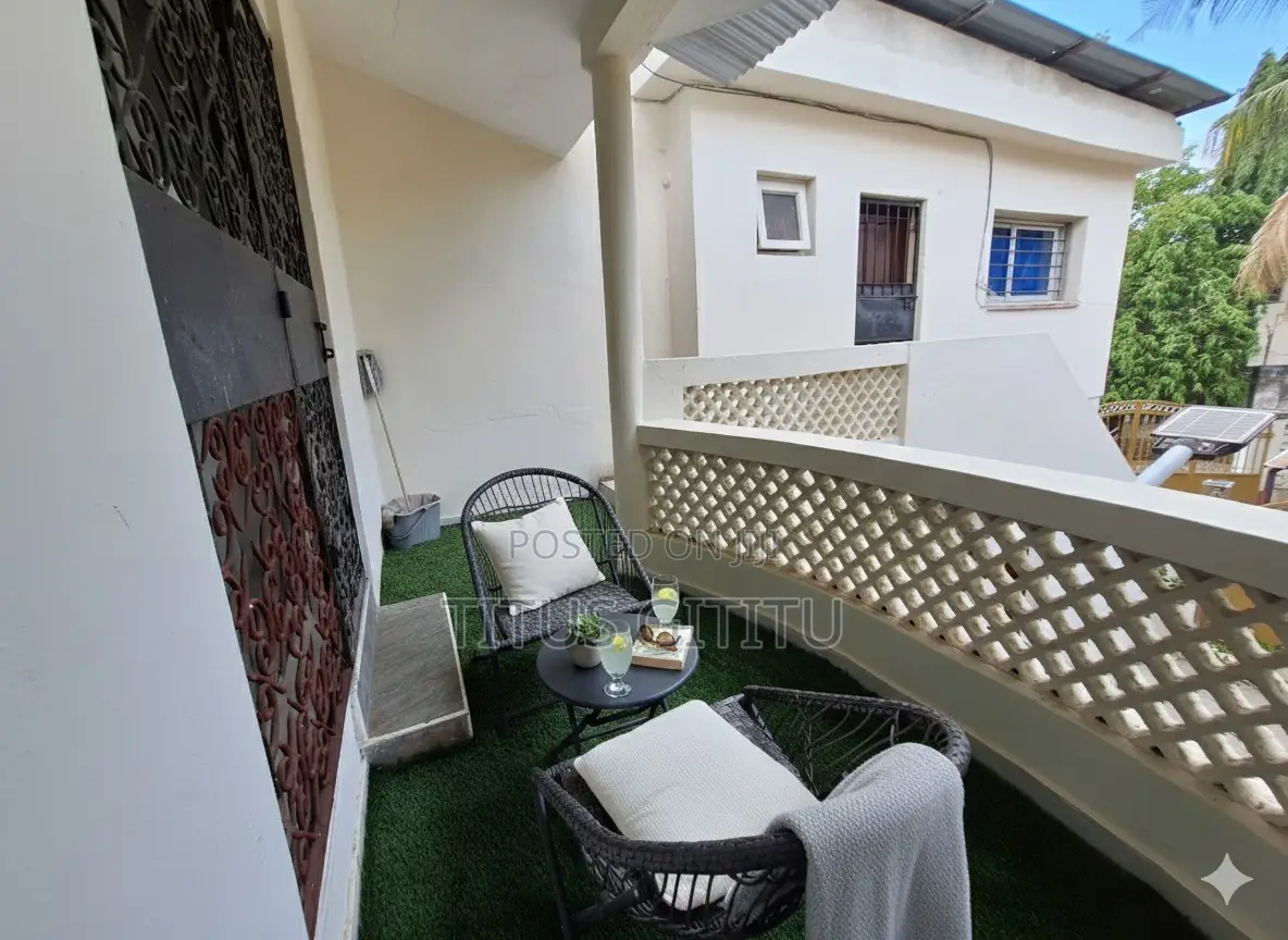 Spacious Studio Airbnb Nyali | Outdoor Balcony | Near Cinemax | in Nyali Mkomani