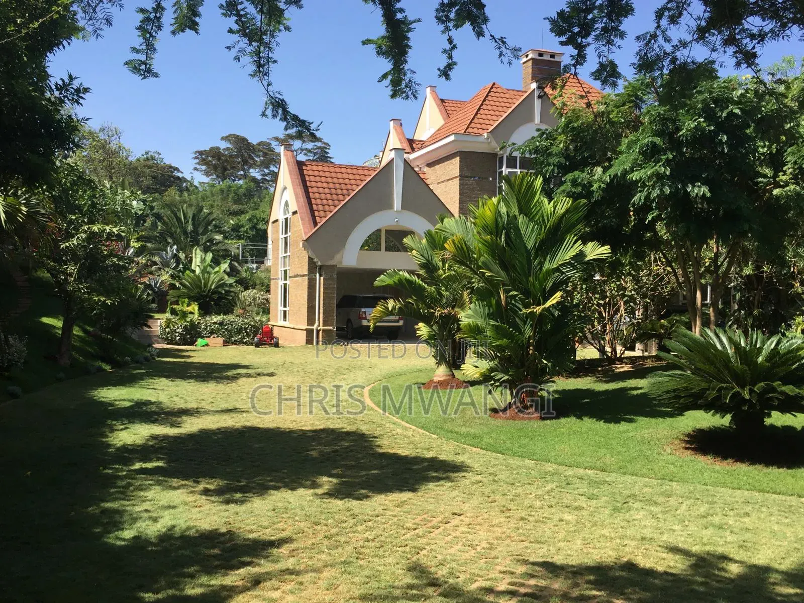 4bdrm Maisonette in Old Muthaiga Estate for sale in Muthaiga