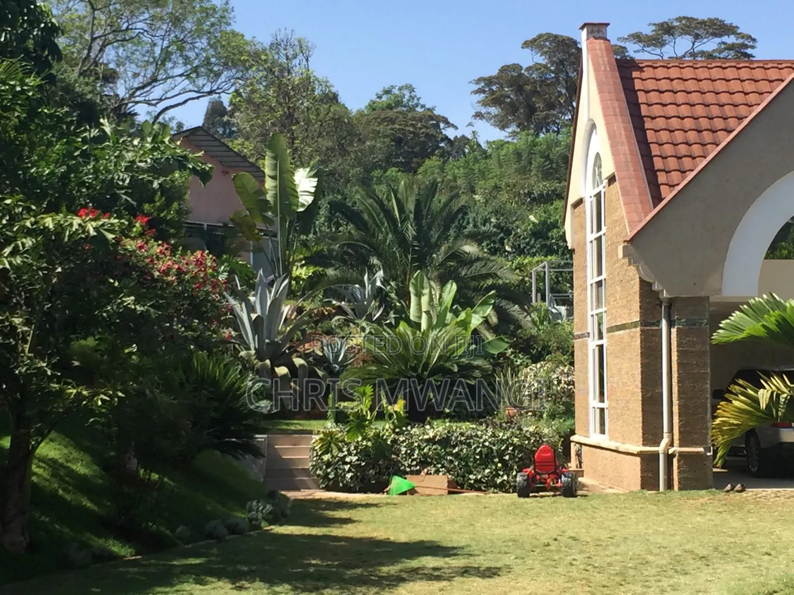 4bdrm Maisonette in Old Muthaiga Estate for sale in Muthaiga