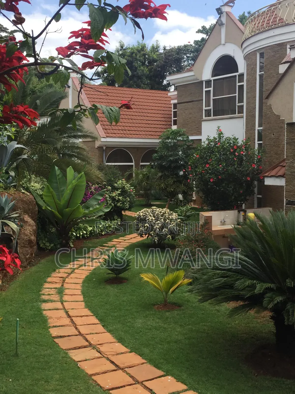4bdrm Maisonette in Old Muthaiga Estate for sale in Muthaiga