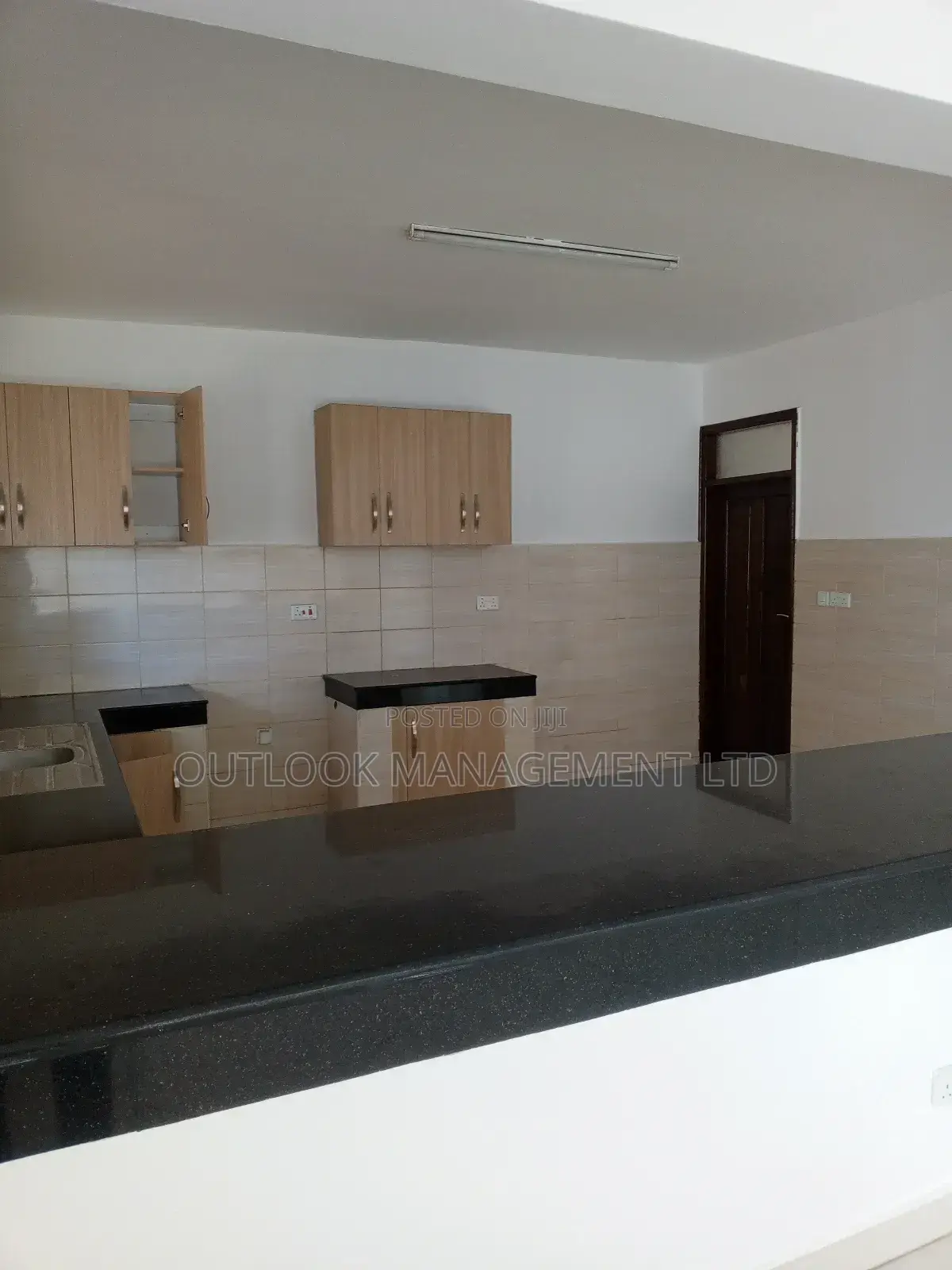 3 Bedroom Apartment Plus DSQ to Let in Kilimani in Kilimani