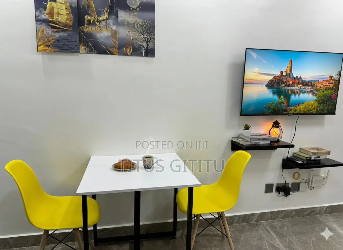 Modern 1 Bedroom Kilimani |Near Prestige, Yaya, Ngong Rd | Secure in Hurlingham