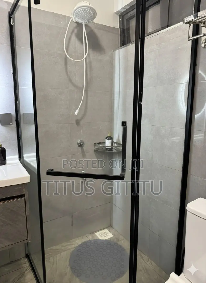 Modern 1 Bedroom Kilimani |Near Prestige, Yaya, Ngong Rd | Secure in Hurlingham