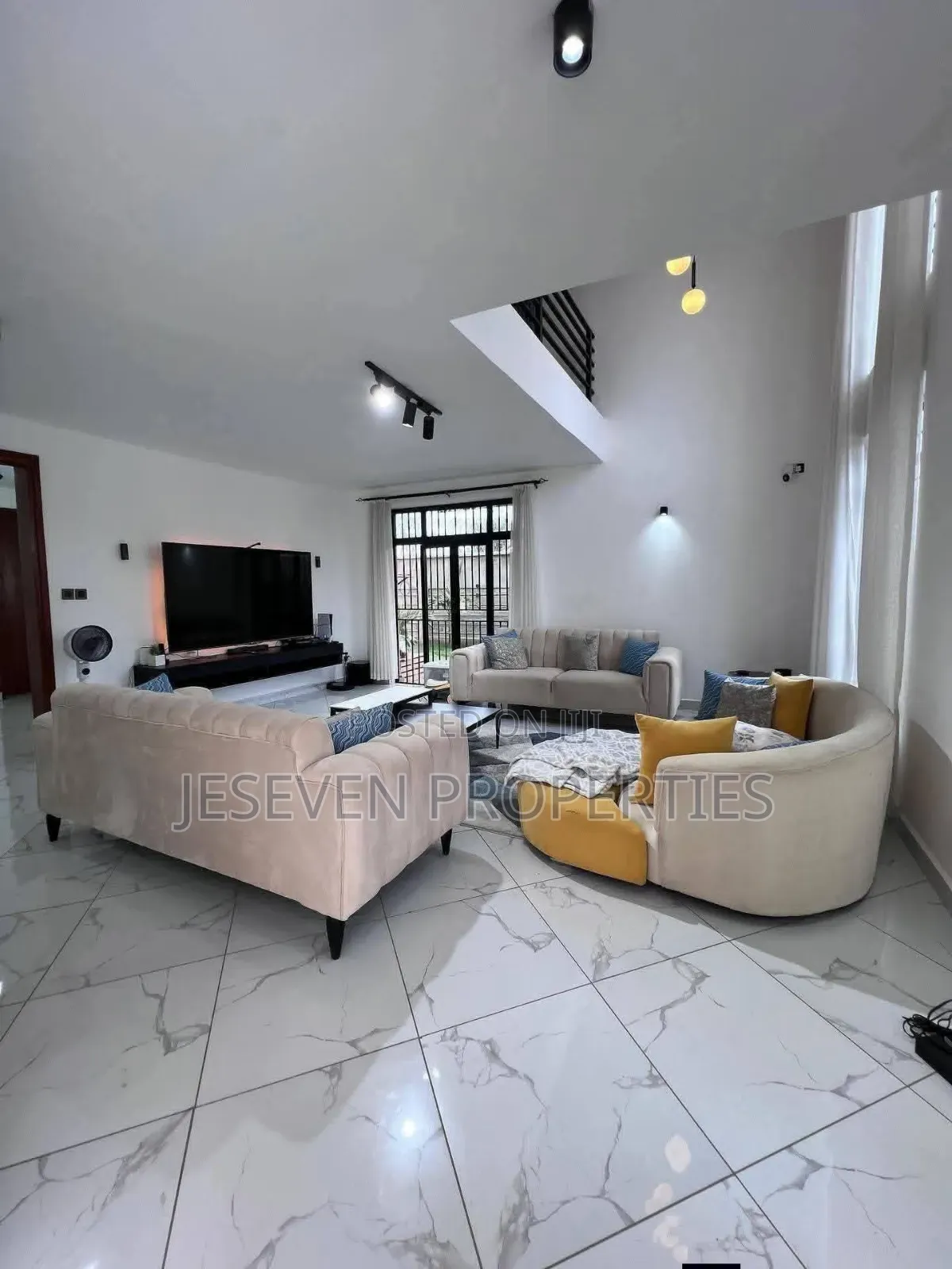 5bdrm Mansion in Katani Road for sale in Mombasa Road