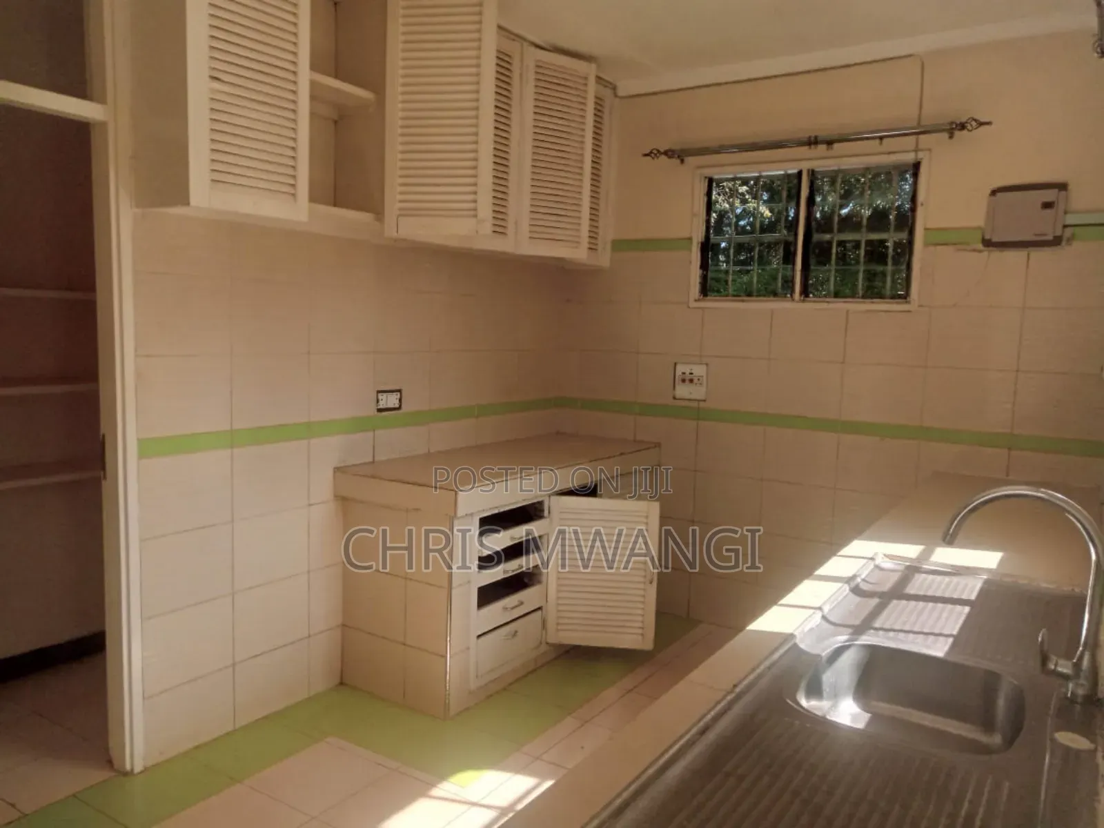 Furnished 5bdrm Block of Flats in Loresho Estate for sale in Loresho