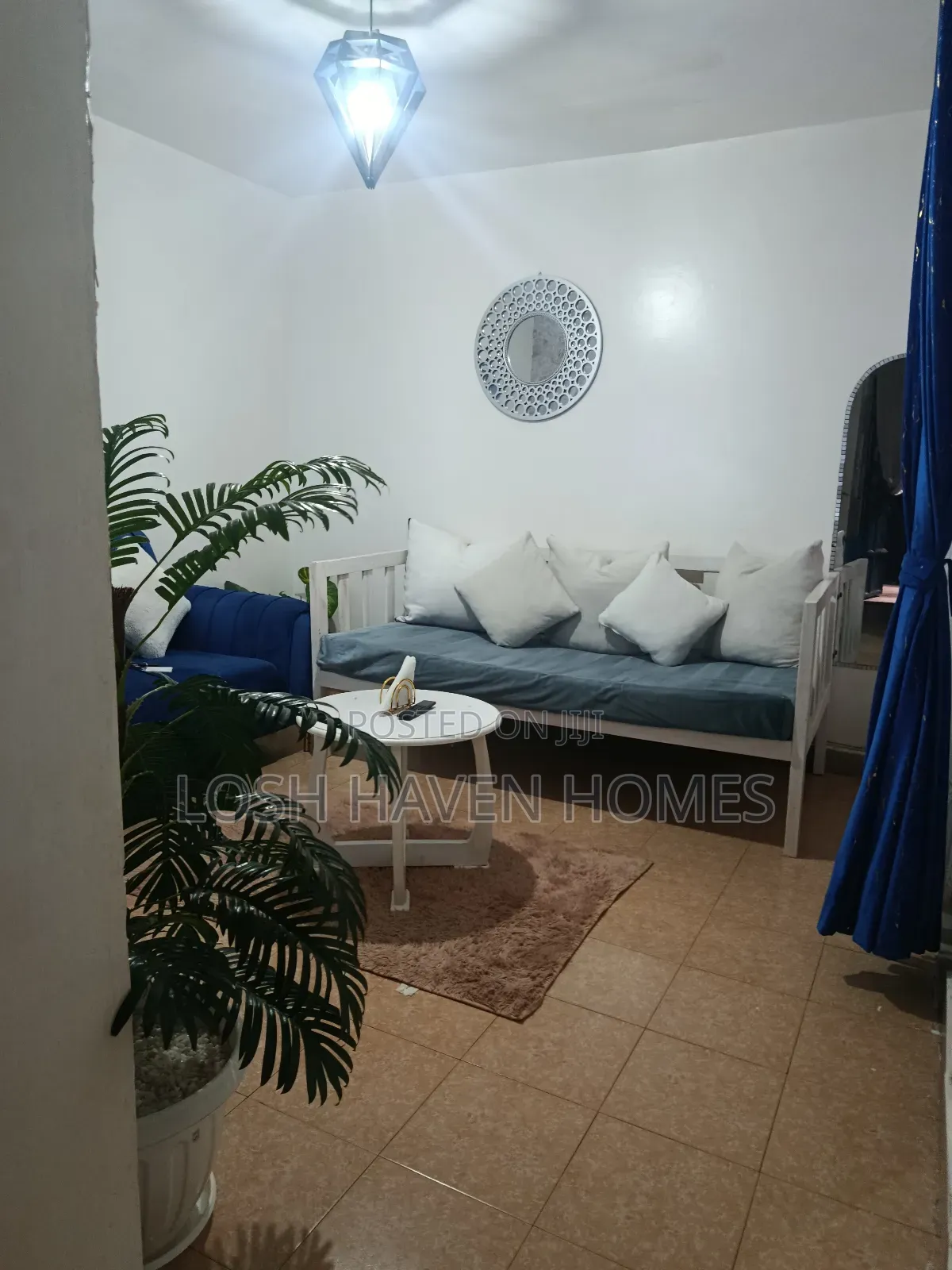 Affordable Modern One Bedroom Airbnb Roysambutrm Wifi,Netflix,Parking in Roysambu