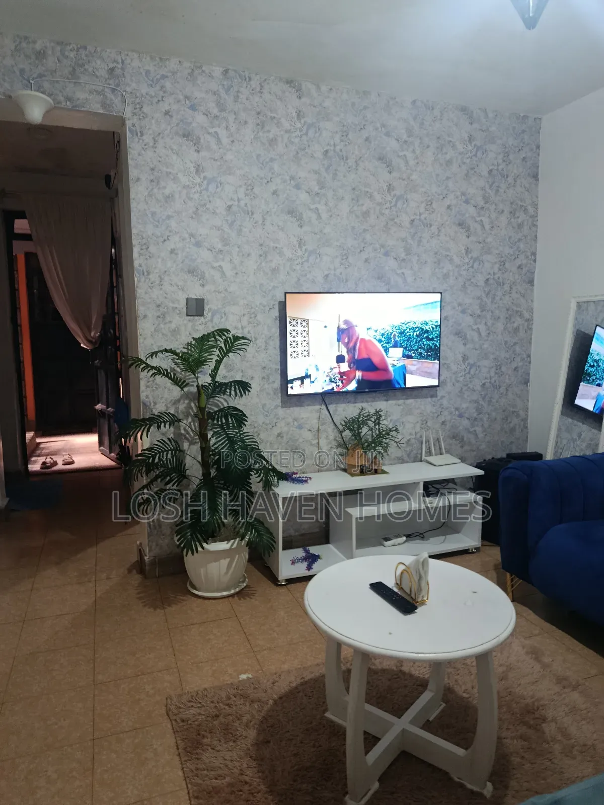 Affordable Modern One Bedroom Airbnb Roysambutrm Wifi,Netflix,Parking in Roysambu