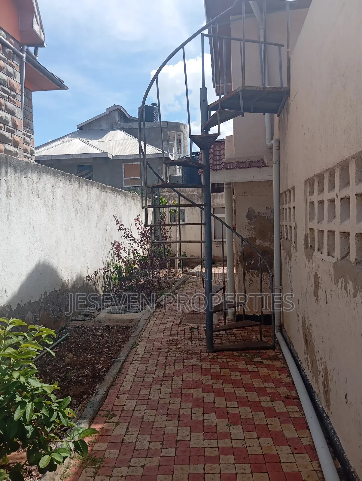 5bdrm Mansion in Syokimau Off Mombasa, Gateway Mall Area for sale in Gateway Mall Area