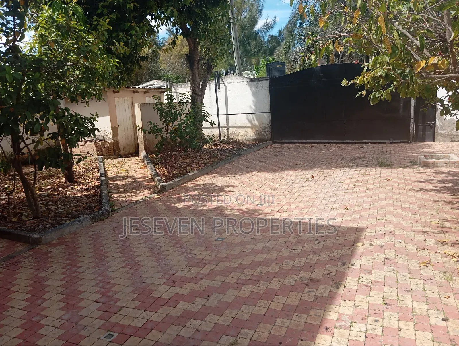 5bdrm Mansion in Syokimau Off Mombasa, Gateway Mall Area for sale in Gateway Mall Area