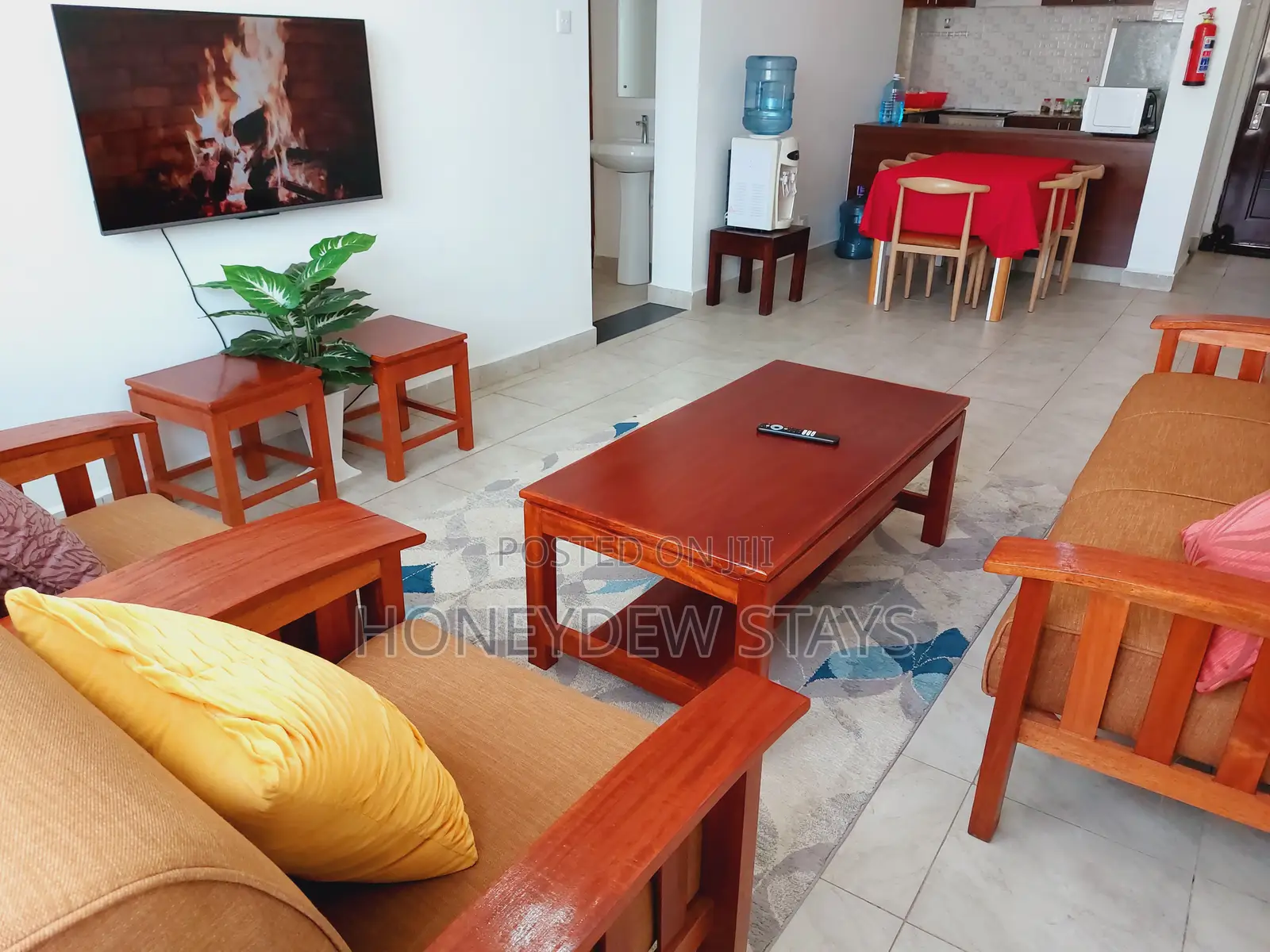 Executive Furnished 3br Airbnb at Greatwall Gardens, Near Tuffoam in DayStar Area